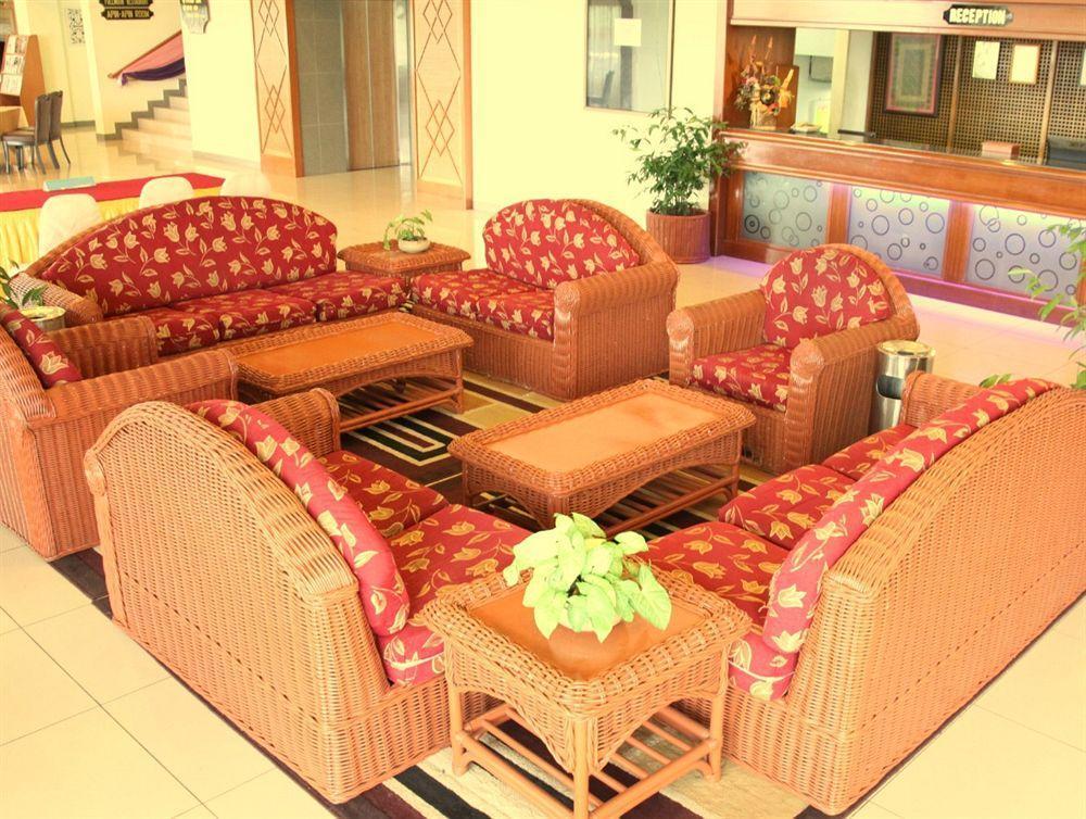 Oyo 89693 Perkasa Hotel Keningau Near Hospital Keningau Экстерьер фото