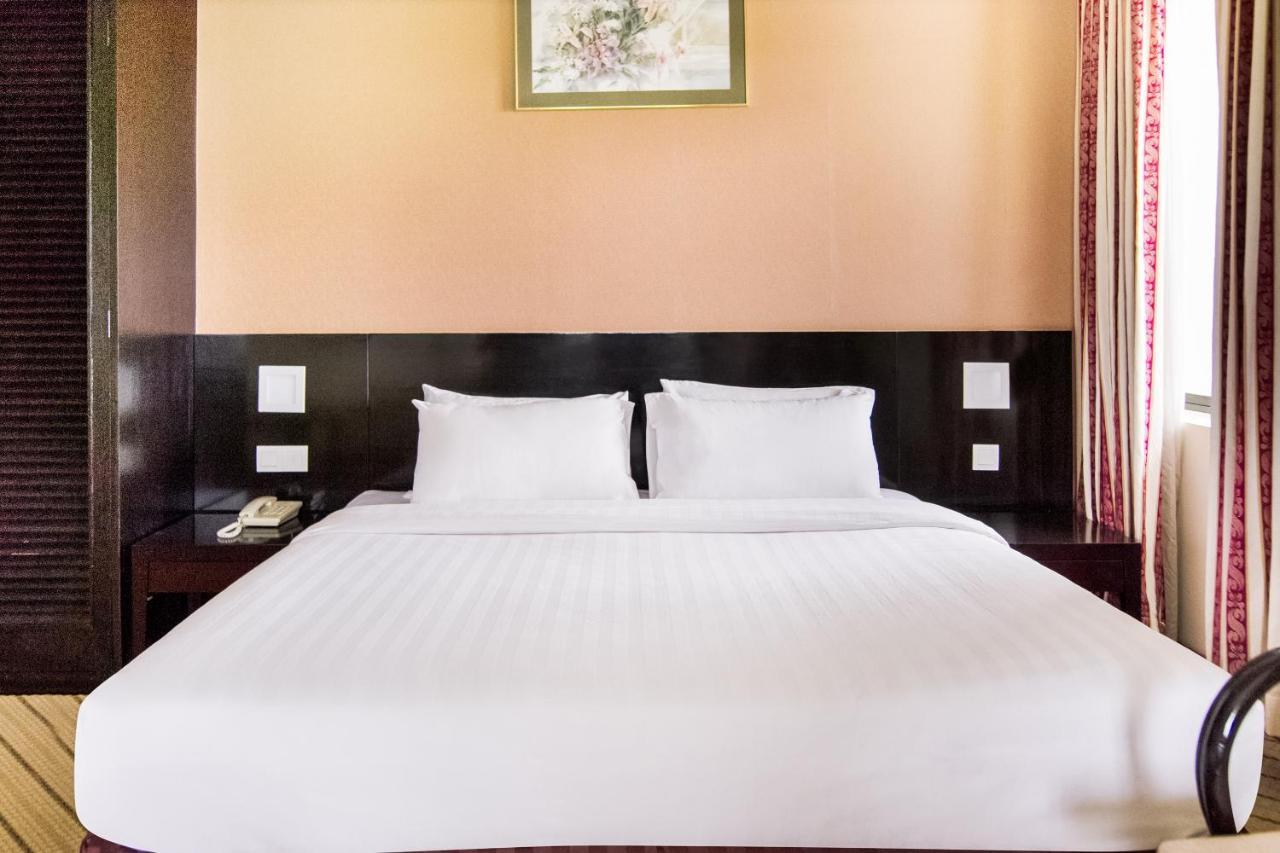 Oyo 89693 Perkasa Hotel Keningau Near Hospital Keningau Экстерьер фото