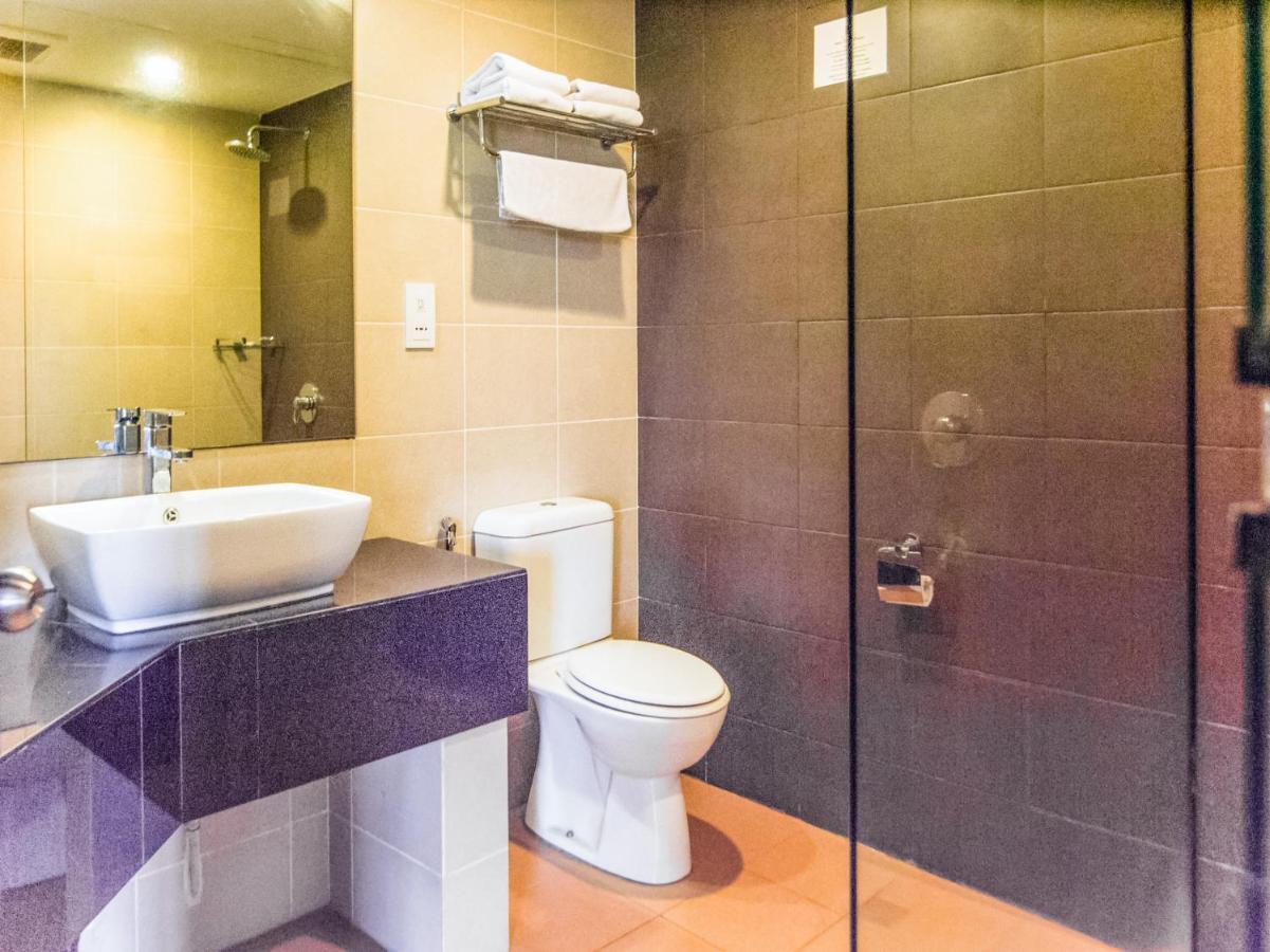 Oyo 89693 Perkasa Hotel Keningau Near Hospital Keningau Экстерьер фото