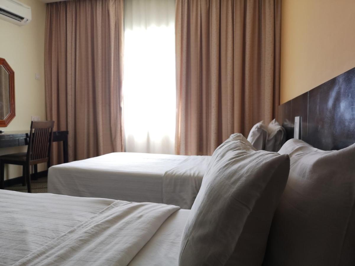 Oyo 89693 Perkasa Hotel Keningau Near Hospital Keningau Экстерьер фото