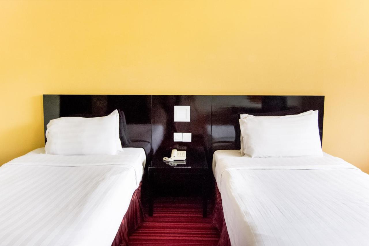 Oyo 89693 Perkasa Hotel Keningau Near Hospital Keningau Экстерьер фото